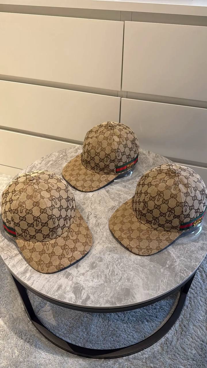 Gucci Casquette GG Toile Beige